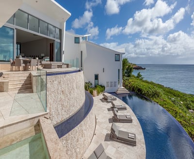 Luxury Villa Photo #2