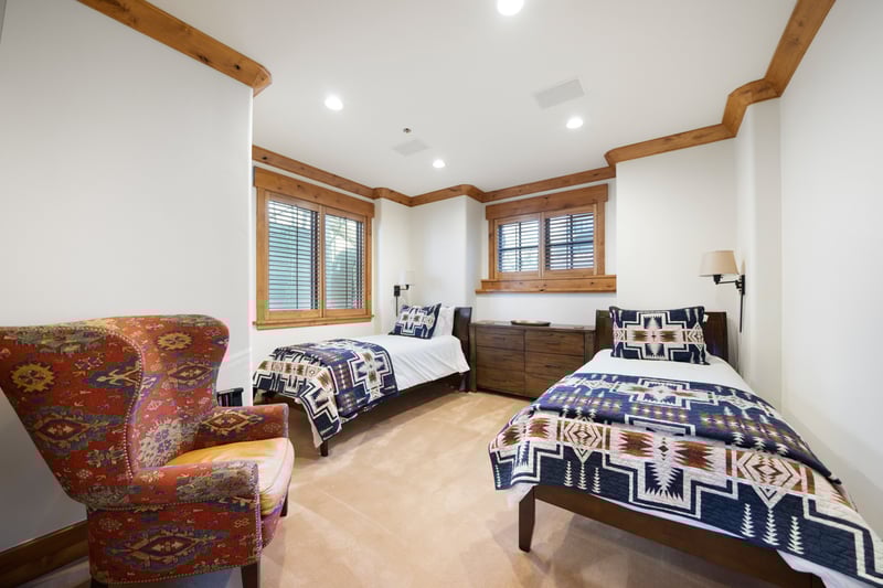 Timber Lodge at the Oaks