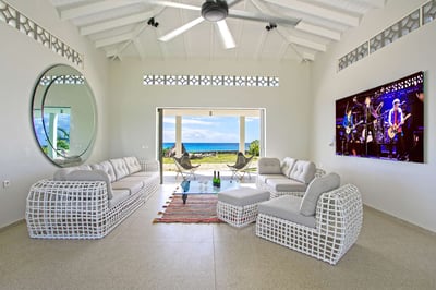 Luxury Villa Photo #12