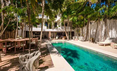 Luxury Villa Photo #2