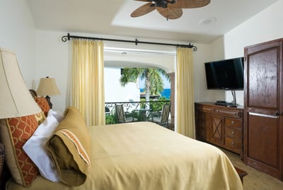 Luxury Villa Photo #16