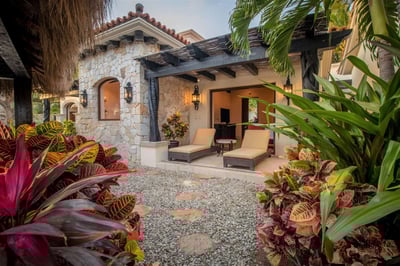 Luxury Villa Photo #7