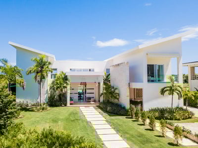 Luxury Villa Photo #2