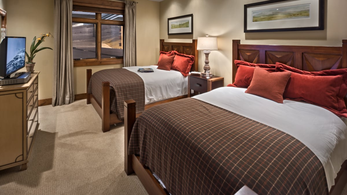 Deer Mountain Residence