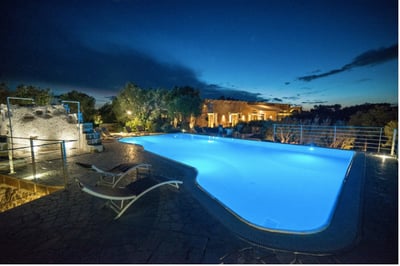 Luxury Villa Photo #4