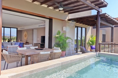 Luxury Villa Photo #3