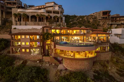 Luxury Villa Photo #75
