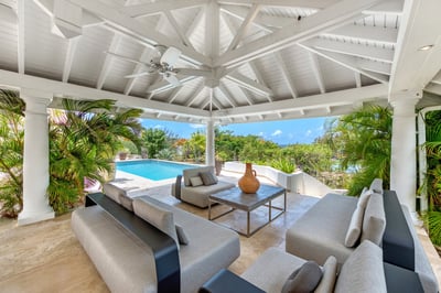 Luxury Villa Photo #8