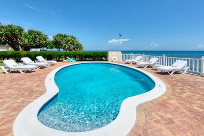 Luxury Villa Photo #3