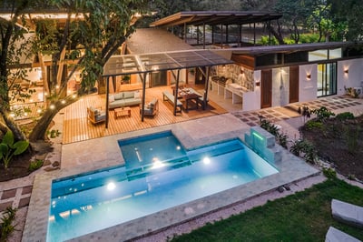 Luxury Villa Photo #5