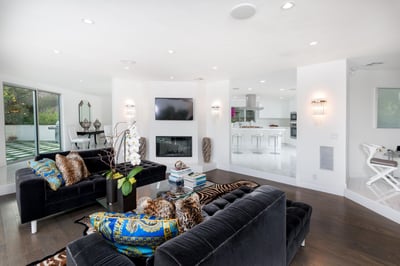Luxury Villa Photo #23