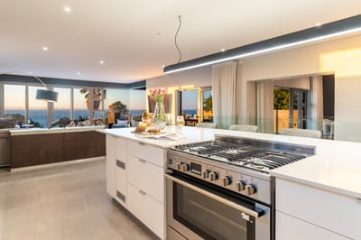 Luxury Villa Photo #30