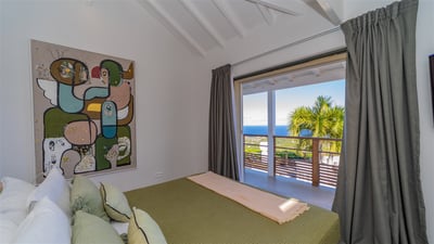 Luxury Villa Photo #40