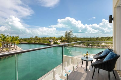 Luxury Villa Photo #15