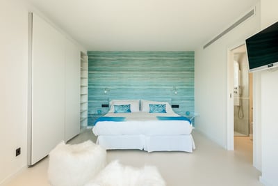 Luxury Villa Photo #33