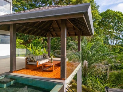 Luxury Villa Photo #8