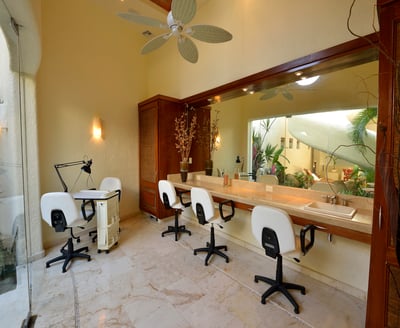Luxury Villa Photo #46