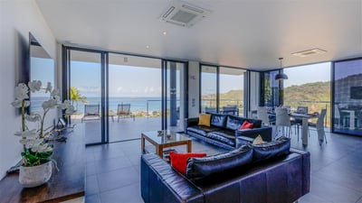 Luxury Villa Photo #21