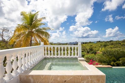 Luxury Villa Photo #4