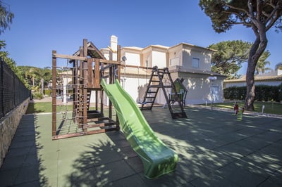 Luxury Villa Photo #6