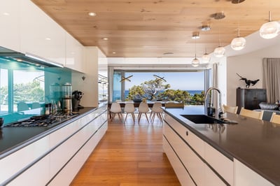 Luxury Villa Photo #30