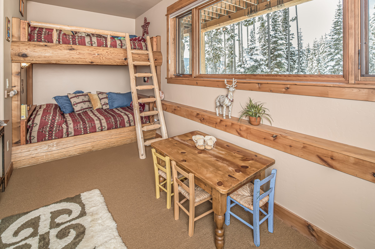 Moon Rider Ski Chalet Home rental - 34