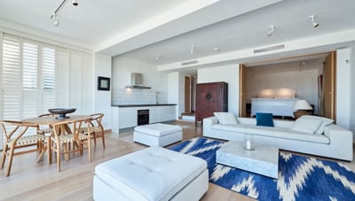 Luxury Villa Photo #15