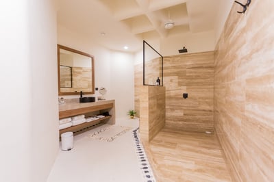 Luxury Villa Photo #42