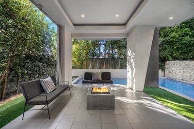 Luxury Villa Photo #6