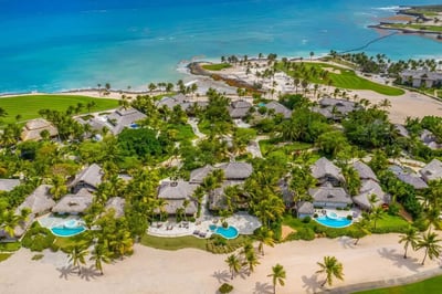 Luxury Villa Photo #3