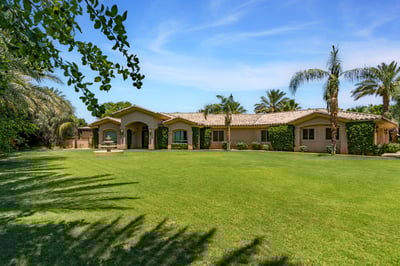 Luxury Villa Photo #50