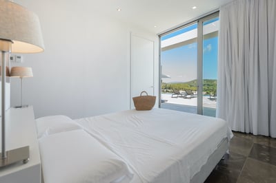 Luxury Villa Photo #20