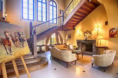 Luxury Villa Photo #12