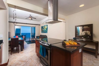 Luxury Villa Photo #3