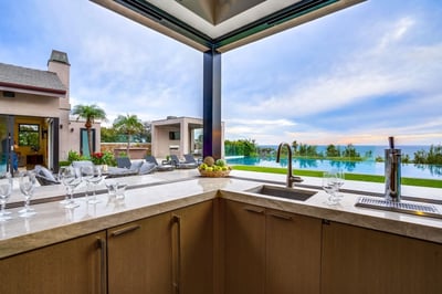 Luxury Villa Photo #16