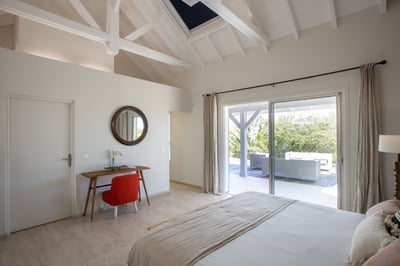 Luxury Villa Photo #50