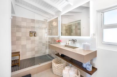 Luxury Villa Photo #22