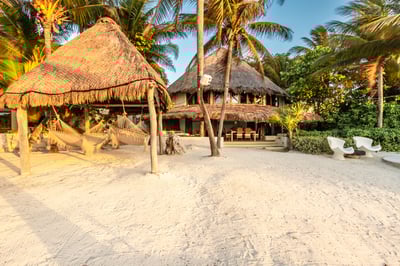 Luxury Villa Photo #5