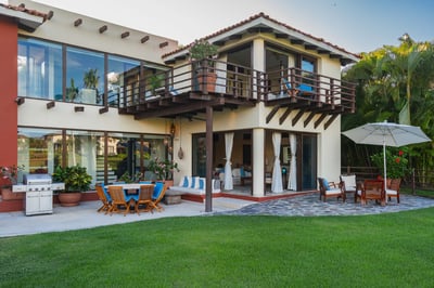 Luxury Villa Photo #5