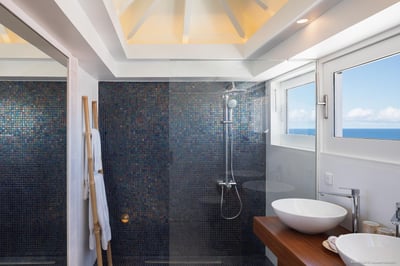 Luxury Villa Photo #44