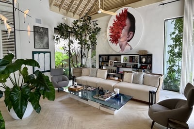 Luxury Villa Photo #11