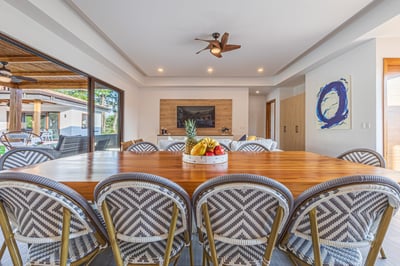 Luxury Villa Photo #19