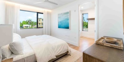 Luxury Villa Photo #12