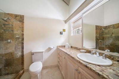 Luxury Villa Photo #34
