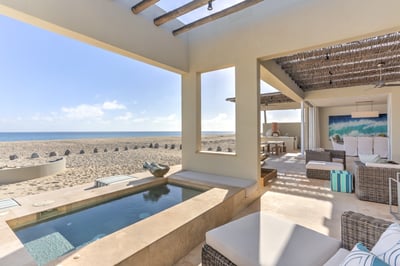 Luxury Villa Photo #6