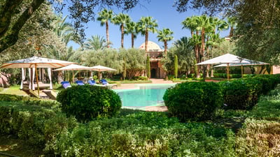 Luxury Villa Photo #4