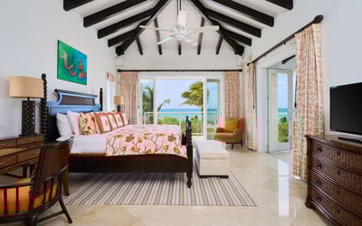 Luxury Villa Photo #20
