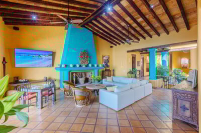Luxury Villa Photo #19