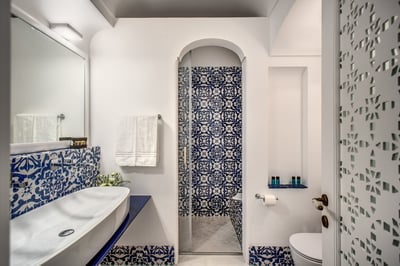 Luxury Villa Photo #25