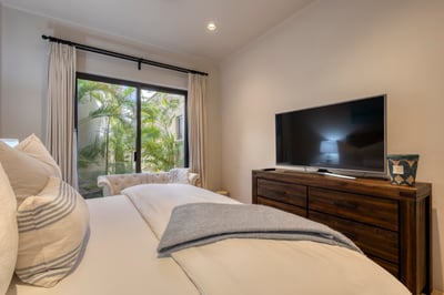 Luxury Villa Photo #46